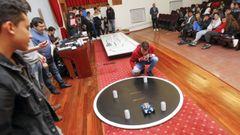 Imagen de una edici�n pasada de la Olimpiada Rob�tica