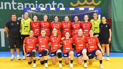 Plantilla y cuerpo t�cnico del�Porri�o�para la temporada 2026/2027.