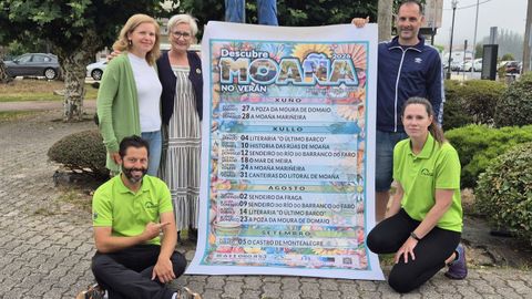Representantes del Concello de Moa�a y de A Illa dos Ratos presentaron el programa que ofrecer� trece rutas guiadas gratuitas entre junio y septiembre.