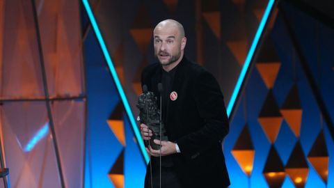 Alberto V�zquez recoge el Goya a mejor pel�cula de animaci�n por �Decorado�.