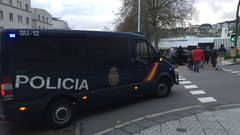 Polic�a Nacional en Padre Rubinos 