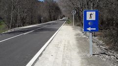 Tramo del Camino de Santiago por la OU-113 en Laza