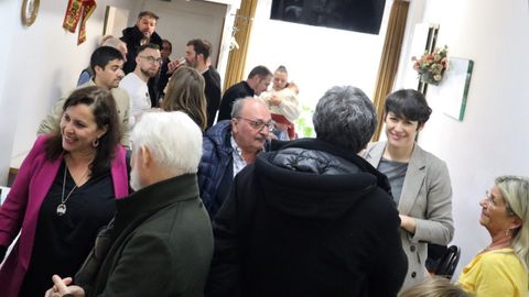 Ana Pontón, este domingo con gallegos emigrados en Suiza.