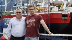 Samuel Canoura, con su hijo Juan, que se forma en N�utica