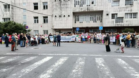 Concentracin en el centro de salud de Ribeira