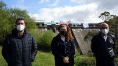 El parlamentario Ram�n Fern�ndez, la responsable local de Galiza Nova en As Pontes Carmela Franco y el diputado en el Congreso N�stor Rego