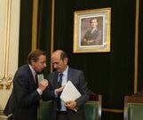 Louz�n volvi� a cargar contra la negociaci�n entablada por socialistas y nacionalistas. 