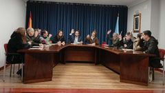 Las cuentas salieron adelante con el voto de los concejales del PP de Lousame
