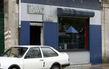 El fiscal mantiene que tres de los cuatro acusados eran porteros del B�ho Azul. 