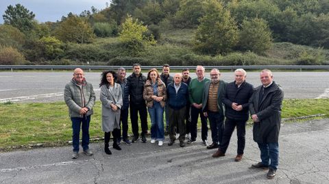 Cargos del PP reclamaron a pie de carretera mejoras en la N-120
