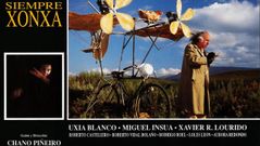 Detalle dun dos carteis promocionais de �Sempre Xonxa�, estreada en 1989