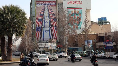 Una valla publicitaria contra Estados Unidos e Israel, en Teher�n.