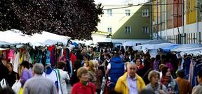 El mercadillo de Recimil, en la fotograf�a, es uno de los que m�s vendedores ambulantes congrega de toda la ciudad.