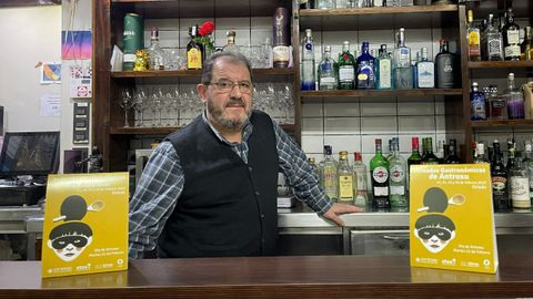 Vicente Lorenzo, Viti, apuesta por mantener las tradiciones gastronmicas con mens como el del Antroxu, la Ascensin o el Desarme.