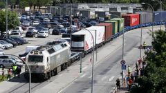 La �ltima vez que el tren recorri� el trazado portuario de Vilagarc�a fue el 20 de marzo del a�o pasado