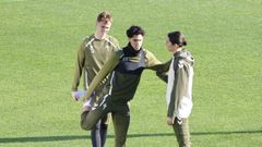 Williot Swedberg, Jones El-Abdellaoui y Laura Centoira, en el entrenamiento de ayer.