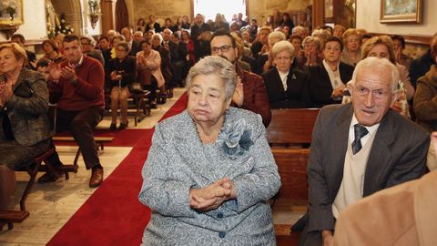 Purificaci�n Somoza con su marido, Marcelino S�nchez Pose, en una foto de archivo durante un homenaje que se le hizo a su hijo Marcelino S�nchez