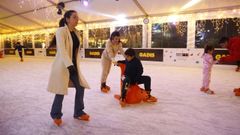 Pista de hielo del centro comercial Ponte Vella.