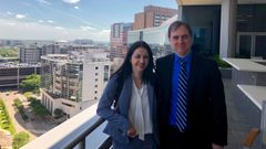 Unidos por la ciencia y el amor. La neurocient�fica Sonia Villapol, con su marido Todd Treangen