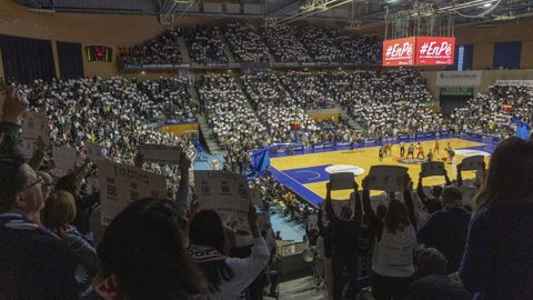 El derbi ante el Leyma Coru�a registr� la mejor entrada de la temporada en Sar