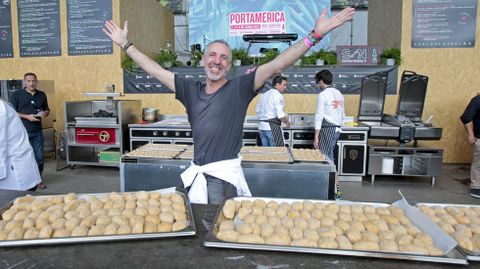 Festival Portamerica en la azucarera de Portas. Los cocineros Pepe Solla Y ngel Len en la zona gastro