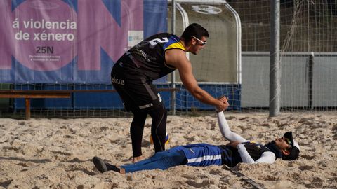 Volei playa de invierno en Oira.El Milenio Ourense organiza el primer torneo del ao sobre la arena