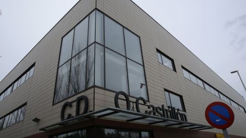 castrillon.El BNG denuncia las obras de reforma en O Castrill&oacute;n ten&iacute;an un plazo de ejecuci&oacute;n de 14 semanas