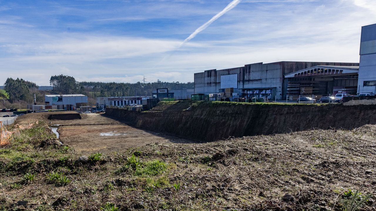 Las empresas Malasa y Monmega se consolidan en O Acevedo con sendas ampliaciones