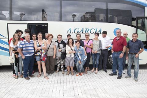 M�vete y el BNg se sumaron a la amplia representaci�n estradense en la manifestaci�n compostelana.