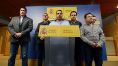 Los representantes de los estibadores, tras la reuni�n con el ministro ��igo de la Serna