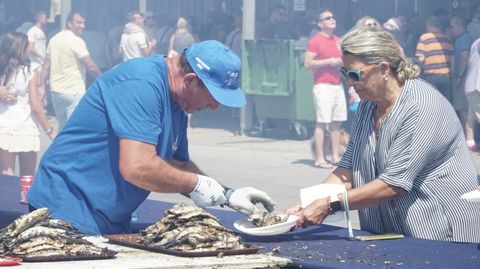 Sardiada en las fiestas de San Roque en Portonovo