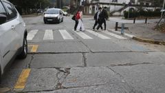 Estado de uno de los firmes del Campus Vida en Santiago.