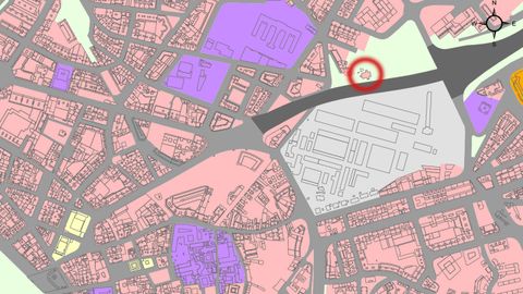 Detalle del mapa del ruido de Oviedo. Señalado con un círculo en rojo, San Julián de los Prados aparece como equipamiento residencial. En morado se destacan las zonas especialmente protegidas. La Fábrica de Gas también se califica como residencial