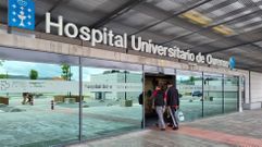 Entrada al nuevo edificio de hospitalizaci�n del CHUO