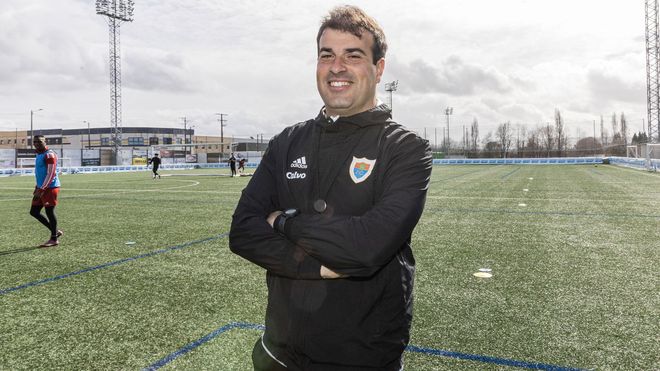 Sim&oacute;n Lamas, adestrador do Berganti&ntilde;os.