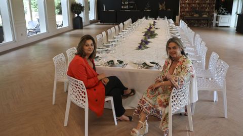 Las hermanas Luna llegaron a la antigua finca Trece Pinos con nuevas propuestas, como un ciclo de conciertos con grupos locales tocando en directo al anochecer que se retomará en septiembre, a la vuelta de las vacaciones. «Surgió para esos días en los que no te apetece salir, pero sí un picoteo y hacer algo distinto», indican.