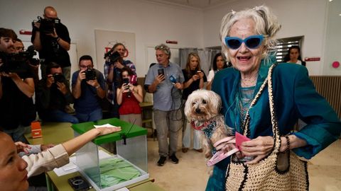 Algunas mascotas tampoco se perdieron la cita.