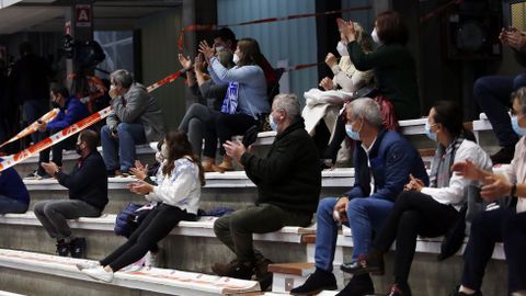 Balonmano Cisne vs Bar�a