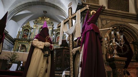 Estreno frustrado de la procesin de La Piedad en Boiro