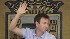Imagen de archivo del alcalde de Sada, Benito Portela, durante un pleno