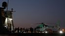 Los miembros de la tripulacin de Furor esperaban la noche del jueves la orden de zarpardel puerto de Cartagena.