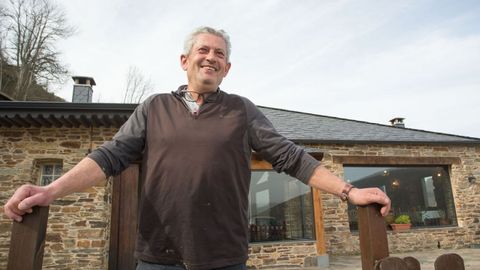 Jos�, de Caser�o Meiroi, ten horta e animais