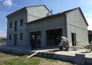 El nuevo restaurante, en una casa de la rotonda de Vilasel�n, ya avanzado tras casi un a�o de obras. 
