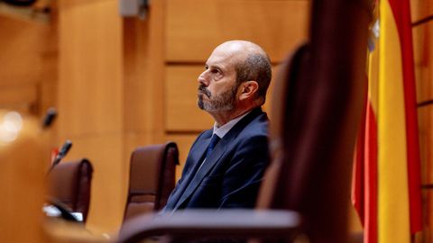 El exabrupto de Pedro Rolln al pedir silencio a los senadores