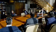 Un momento de la reuni�n del presidente del Tribunal Superior de Galicia este jueves con los jueces de A Coru�a.