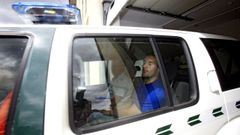 Imagen de uno de los procesados en esta causa, tras prestar declaraci�n en los juzgados de Carballo a finales de octubre del 2023.