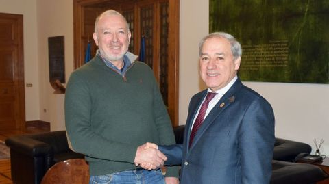 Jos� Manuel Rodriguez y Jos� Tom�, en la firma del convenio este jueves en la Diputaci�n de Lugo