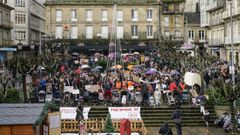 Vecinos de O Carballi�o durante la manifestaci�n de este domingo