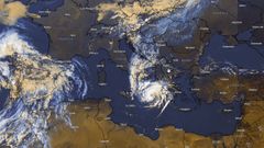 El cicl�n tropical Lanos situado entre el sur de Italia y Grecia