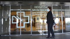 En el Hospital Montecelo, en Pontevedra, hay tres pacientes de coronavirus ingresados, uno en planta y dos en la uci